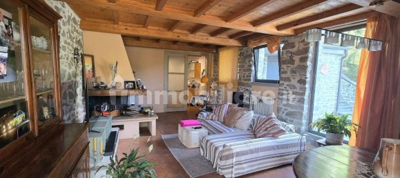 4 bedrooms House in San Marcello Piteglio, Italy No. 351000 16