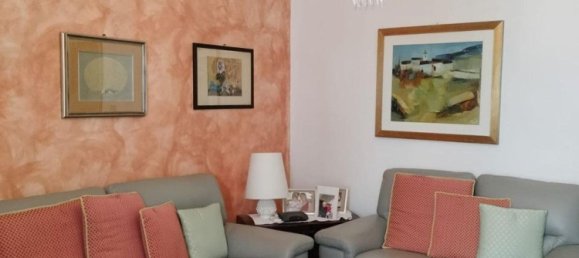 4 rooms Apartment in Parma, Italy No. 225841 2
