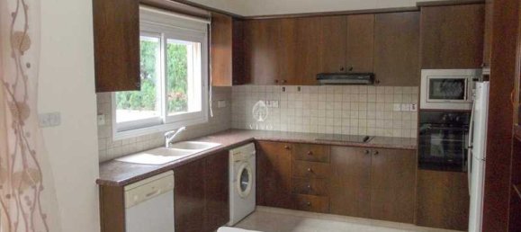 3 bedrooms Villa in Germasogeia, Cyprus No. 19155 6