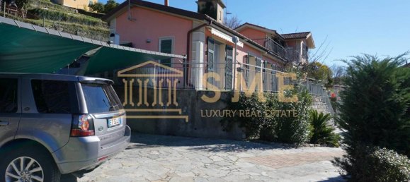 Casa de 3 habitaciónes en Rapallo, Italy No. 120774 2