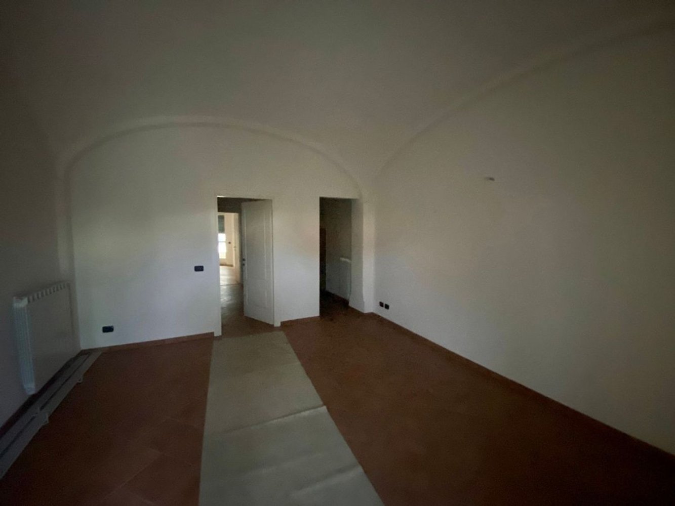 3غرفة شقة في Ovada, Italy رقم 121897