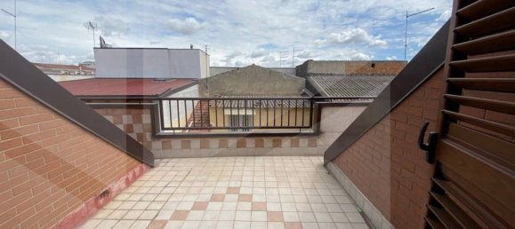 4 rooms House in San Severo, Italy No. 25979 22