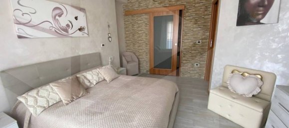 4 rooms House in San Severo, Italy No. 25979 12