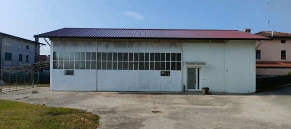 250m² Warehouse in Pordenone, Italy No. 254897 6