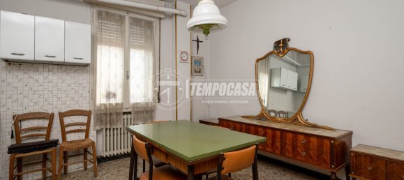2 bedrooms Apartment in Sassuolo, Italy No. 274457 6