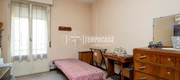 2 bedrooms Apartment in Sassuolo, Italy No. 274457 8