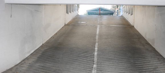 Parkplatz in München, Germany, Nr. 257912 8