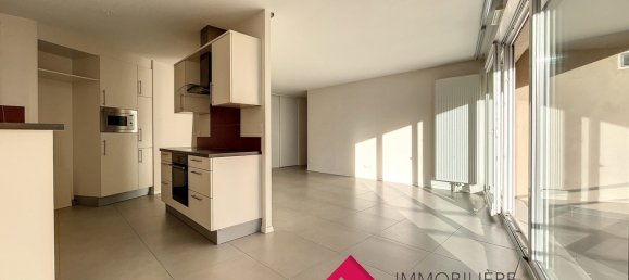 Квартира с 3 спальнями в Роен, Франция № 94816 5