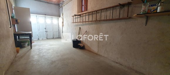 Casa de 3 dormitorios en Saint-Flour, France No. 204517 7