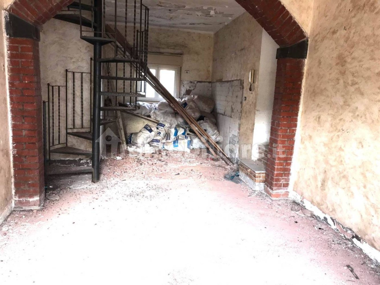 Apartamento de 4 divisões em Catania, Italy N.º 81943