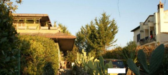 7-Zimmer Haus in Guidonia Montecelio, Italy, Nr. 191191 6