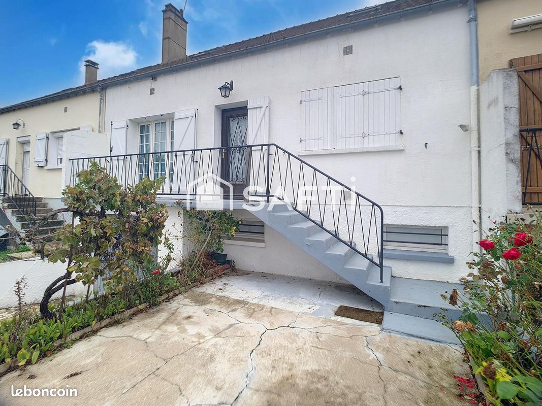 3 Schlafzimmer Haus in Le Malesherbois, France, Nr. 60445