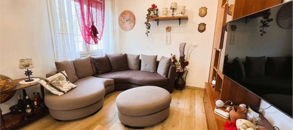 Квартира с 3 комнатами в Доло, Италия № 265744 2