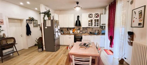 Квартира с 3 комнатами в Доло, Италия № 265744 6