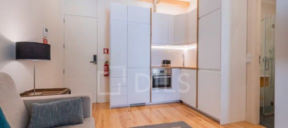 9 Schlafzimmer Wohnung in Lisbon, Portugal, Nr. 319042 3