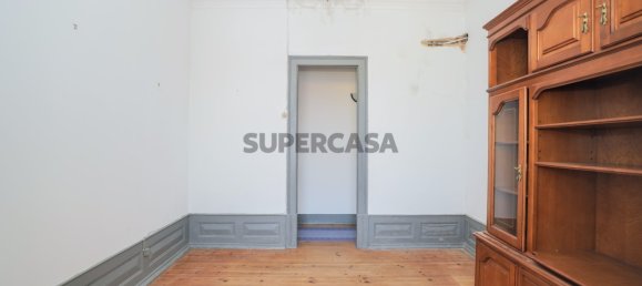 4 bedrooms Apartment in Lisbon, Portugal No. 229024 20