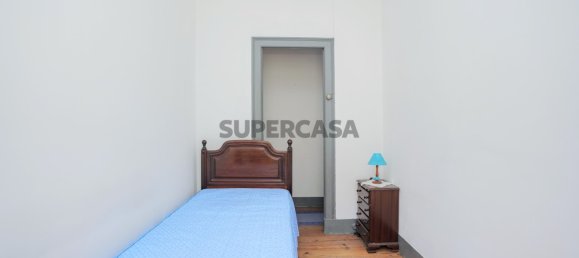 4 bedrooms Apartment in Lisbon, Portugal No. 229024 8