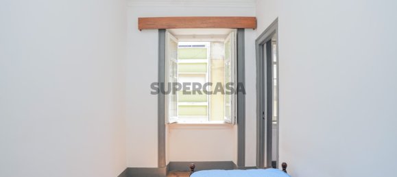 4 bedrooms Apartment in Lisbon, Portugal No. 229024 6