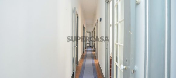 4 bedrooms Apartment in Lisbon, Portugal No. 229024 5