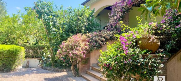 Villa de 9 dormitorios en Capaccio Paestum, Italy No. 379480 47