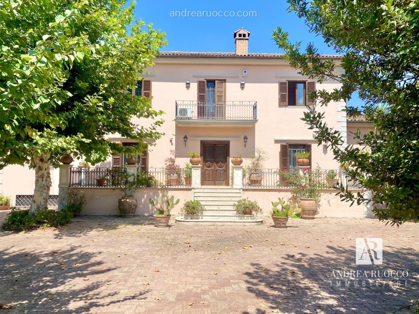 Villa de 9 dormitorios en Capaccio Paestum, Italy No. 379480