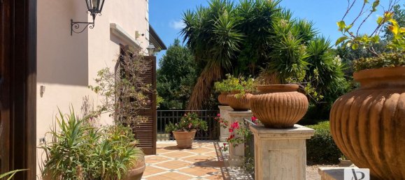 Villa de 9 dormitorios en Capaccio Paestum, Italy No. 379480 16