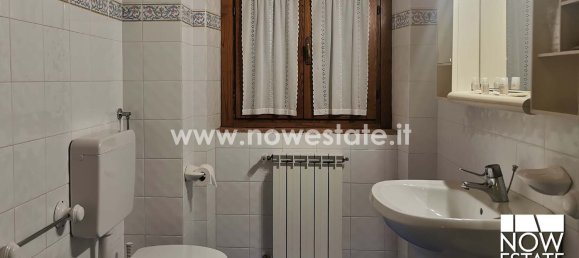 35 rooms Villa in Poppi, Italy No. 52104 37