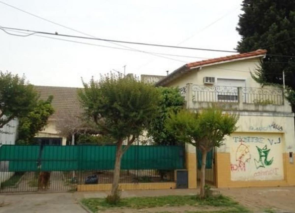 3 غرف نوم منزل في Quilmes, Argentina رقم 12646