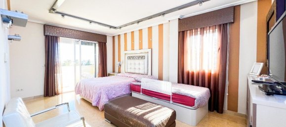 5 Schlafzimmer Villa in La Mata, Spain, Nr. 12916 29