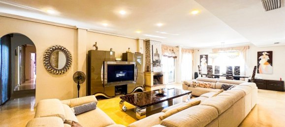 5 Schlafzimmer Villa in La Mata, Spain, Nr. 12916 12