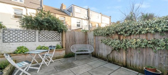 3 bedrooms House in Hammersmith And Fulham, United Kingdom No. 12169 12