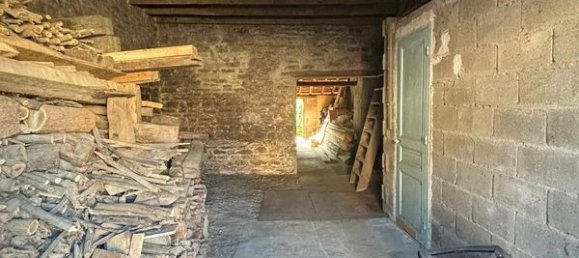 5 rooms House in Demigny, France No. 192357 2