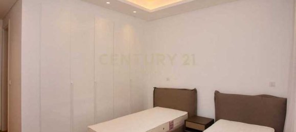 3 bedrooms Apartment in Limassol, Cyprus No. 8646 13