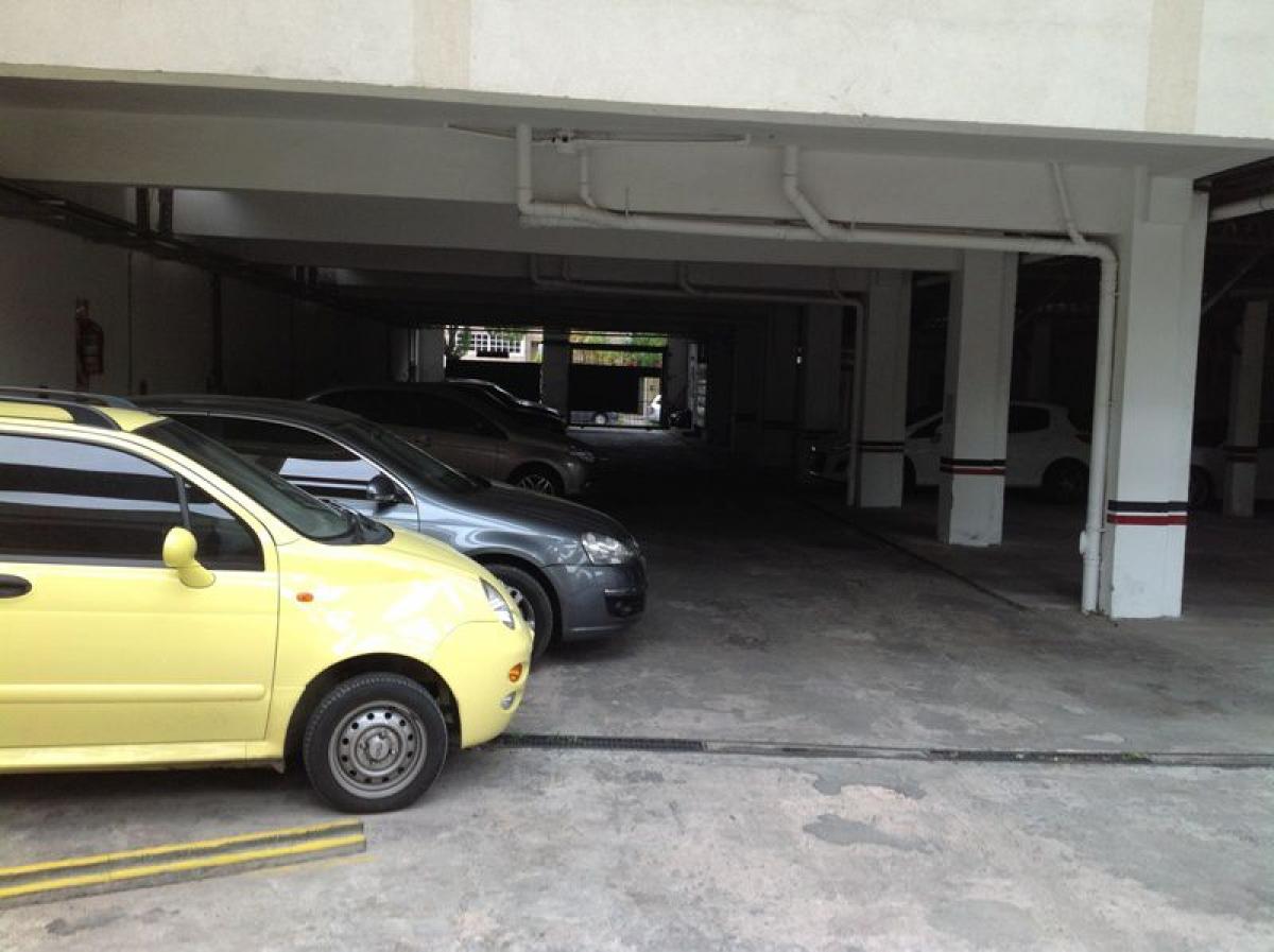  Warehouse in Moron, Argentina No. 22380