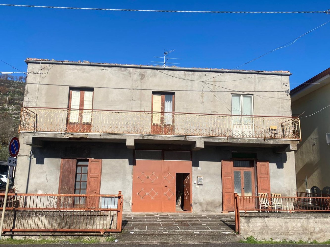 10 rooms Villa in Santi Cosma e Damiano, Italy No. 135727