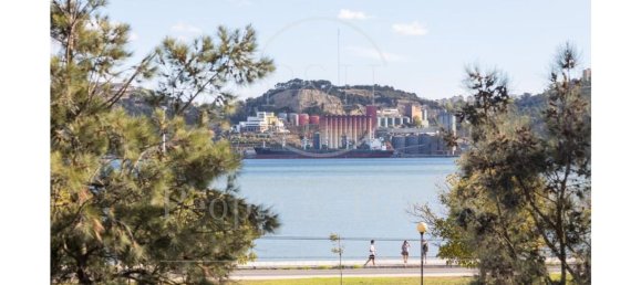 1 bedroom Apartment in Lisbon, Portugal No. 247690 4