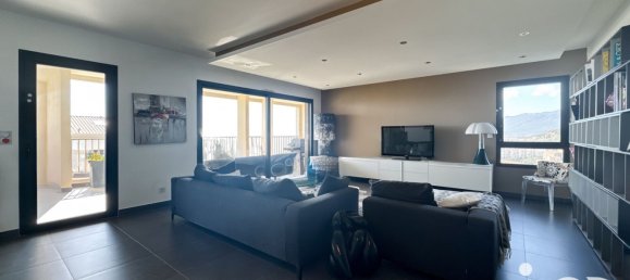 6 bedrooms Apartment in Bastia, France No. 284707 3