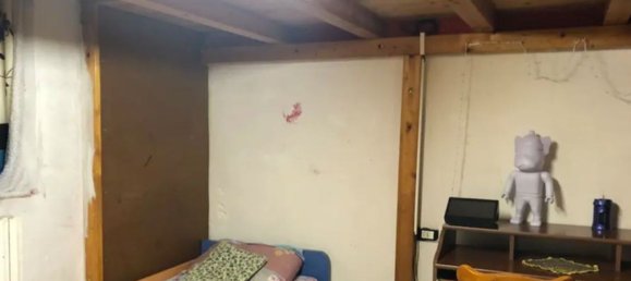 2-salle Appartement à Monza, Italy No. 99516 6