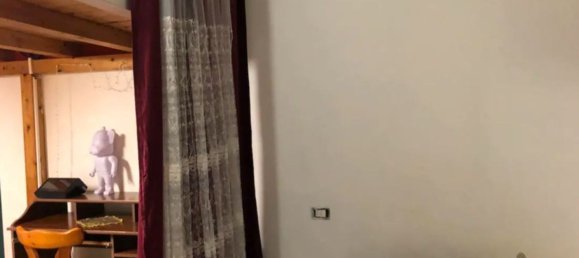 2-salle Appartement à Monza, Italy No. 99516 11