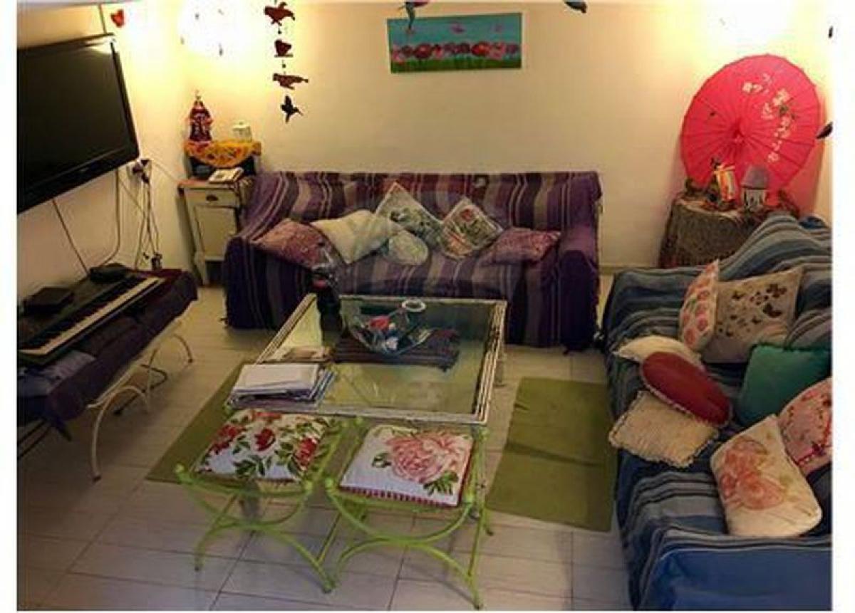 2 bedrooms House in Buenos Aires, Argentina No. 66317