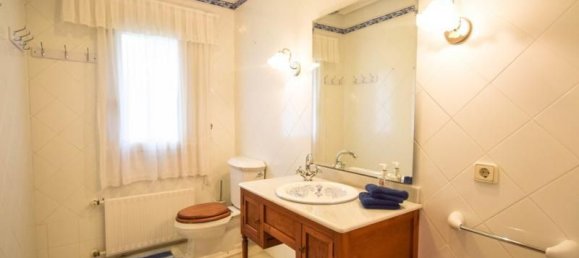 4 bedrooms Villa in Marbella, Spain No. 21770 28