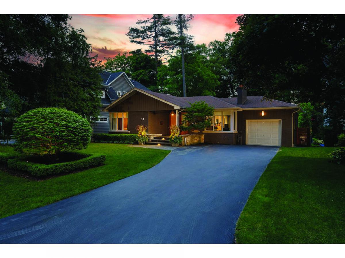 3 bedrooms House in Oakville, Canada No. 770