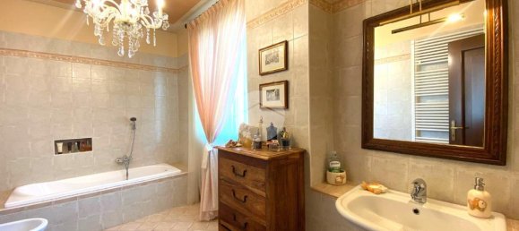 4 bedrooms Villa in Palazzolo sull'Oglio, Italy No. 329462 23