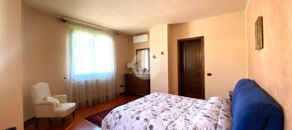 4 bedrooms Villa in Palazzolo sull'Oglio, Italy No. 329462 20