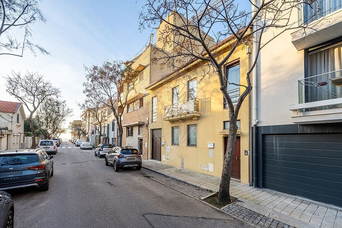 7 bedrooms House in Matosinhos, Portugal No. 175051