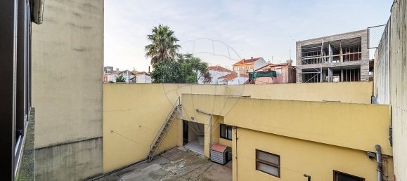 7 bedrooms House in Matosinhos, Portugal No. 175051 10