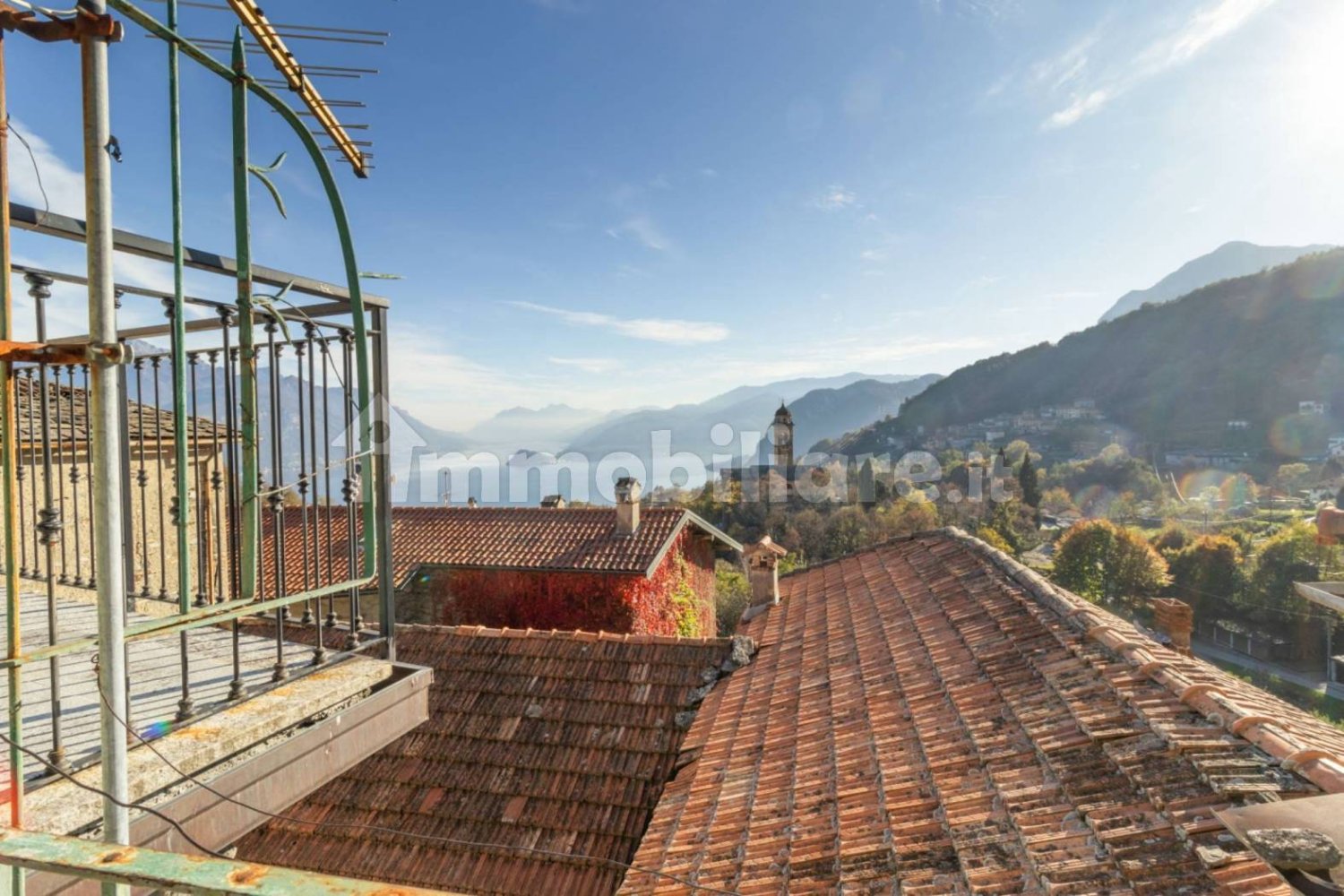 3 bedrooms House in Plesio, Italy No. 309908