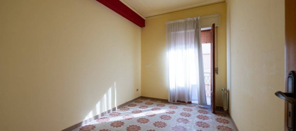 3 Schlafzimmer Wohnung in Vittoria, Italy, Nr. 271315 10