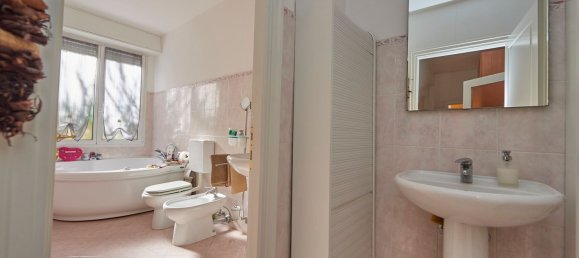 5 rooms Duplex in Albisola Superiore, Italy No. 61188 9