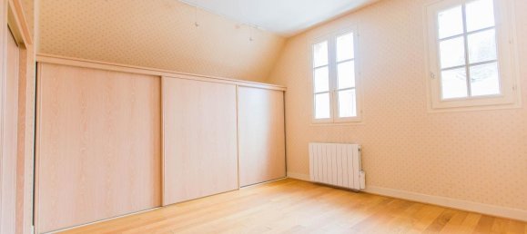 3 Schlafzimmer Wohnung in Chartres, France, Nr. 86001 4